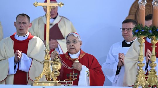 Papież włączył Józefa i Wiktorię Ulmów oraz ich siedmioro dzieci do grona błogosławionych