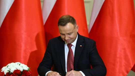 Paprocka: prezydent podpisał ustawę o wolnej Wigilii, skieruje ją do TK w trybie kontroli następczej