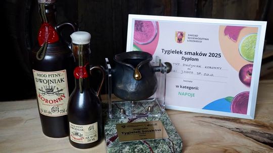 Pasieka Jaros z wyróżnieniem „Tygla Smaków”. Dwójniak Koronny doceniony w Łodzi