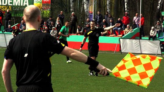 Pelikan odleciał bez punktów