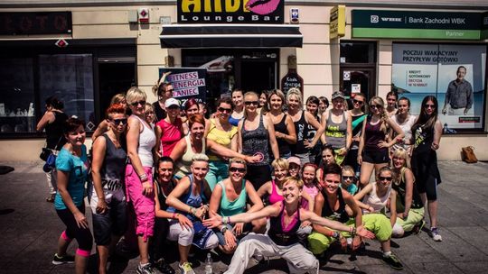 PIKNIK ! Kolejne plenerowe zajęcia Zumba (r) Fitness - PRZYSTAŃ KS Amber
