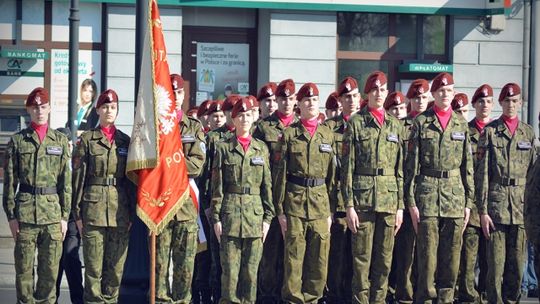 Piknik NATO z klasą wojskową z Mechanika