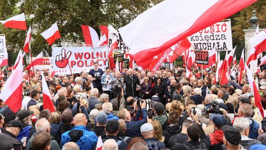 PiS protestuje przed Ministerstwem Sprawiedliwości