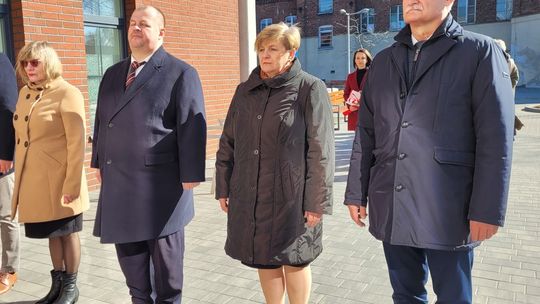 Podróże za cudze? Powiatowi decydenci na europejskim szlaku delegacji