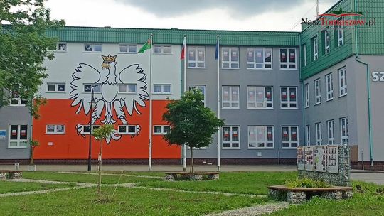 Pół wieku pod jednym szkolnym dachem. Rzeczyca szykuje jubileusz, który połączy pokolenia