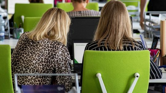 Polacy doświadczają znamion mobbingu. Aż 40% otwarcie przyznaje, że zetknęło się z różnymi formami przemocy