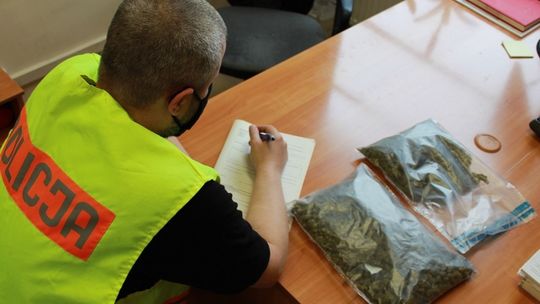 Policjanci z narkotykami. Ucieczka się nie udała