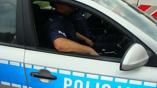 Policyjne małżeństwo zatrzymało pijanego motorowerzystę