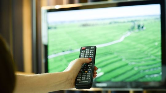 Polska Cyfrowa: dwóm milionom rodzin grozi utrata sygnału naziemnej TV cyfrowej
