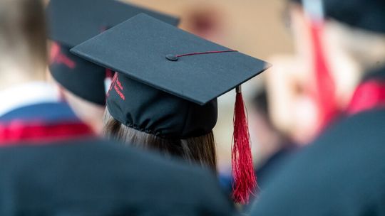 Polskie uczelnie z pomysłami na zapobieganie rezygnacji studentów