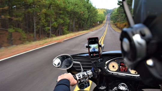 Polują na motocyklistów 