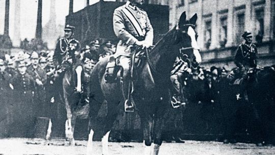 Pomnik Viktorii 1920 cz. 2
