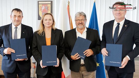 Powiat tomaszowski dokłada do sześciu linii. Bezpłatne autobusy dowiozą do kolei