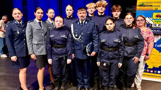 Powiatowe Święto Policji w Tomaszowie. Awanse, odznaczenia i podziękowania