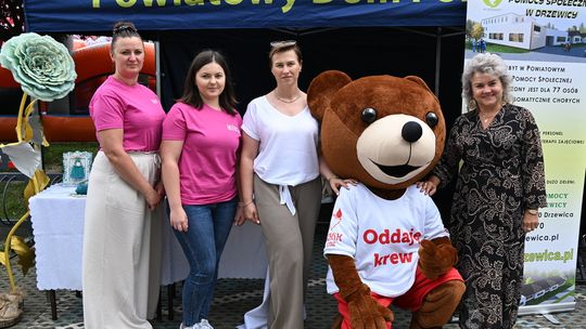 Powiatowy Piknik Zdrowia w Opocznie. Profilaktyka, badania i rodzinna atmosfera