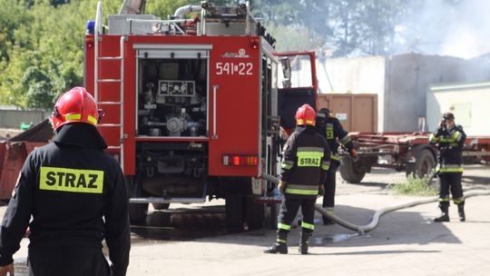 Pożar w sortowni śmieci na Piaskowej