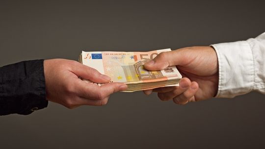 Pożyczka chwilówka przez internet - co warto o niej wiedzieć?
