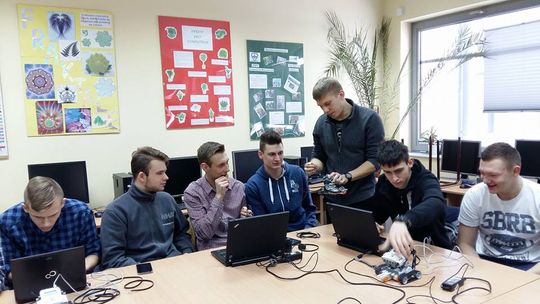 Pracowite ferie uczniów Mechanika .