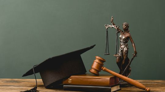 Prawo, administracja i bezpieczeństwo wewnętrzne: Najnowsze trendy w rekrutacji na EWSPA