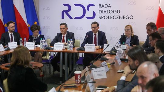 Premier: niskie ceny energii i stopy procentowe prawdopodobnie odeszły na dłuższy czas w przeszłość