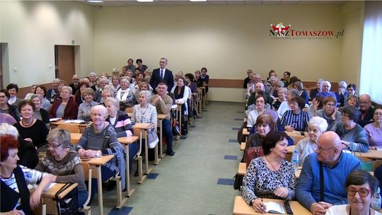 Prezes NIK na wykładzie u studentów Trzeciego Wieku