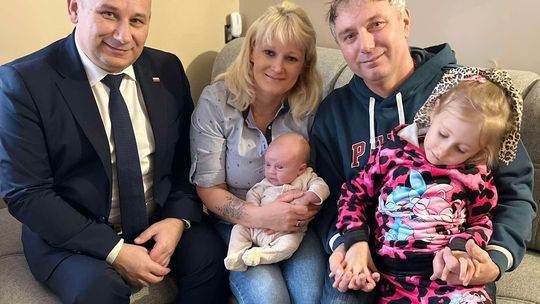 Prezydent odwiedził pierwszego tomaszowianina urodzonego w 2025 roku