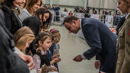 Prezydent u żołnierzy