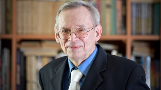 Prof. Gut: nie grozi nam załamanie systemu podczas nowej fali COVID