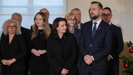 Projekt wyłączający świadczenia z programu „Aktywny Rodzic” z definicji dochodu przyjęty przez rząd