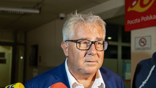 Prokuratura skierowała do sądu akt oskarżenia przeciwko b. europosłowi Ryszardowi Czarneckiemu (opis)