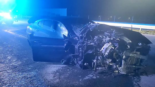 Prokuratura umorzyła śledztwo w sprawie policjantów z Piotrkowa; chodzi o wypadek na A1