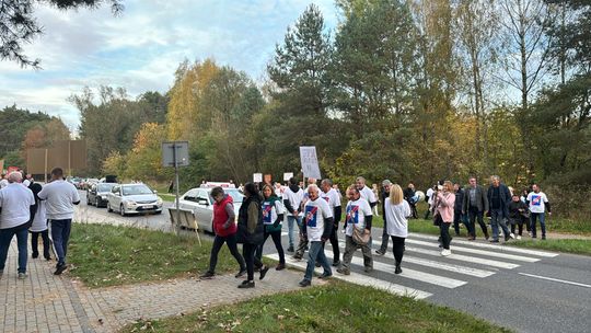 Protestowali przed Grotami