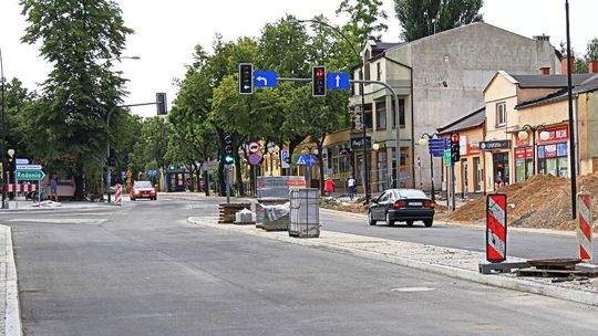 Przebudowa DW713 zmierza ku końcowi. MZK wraca na dawne trasy