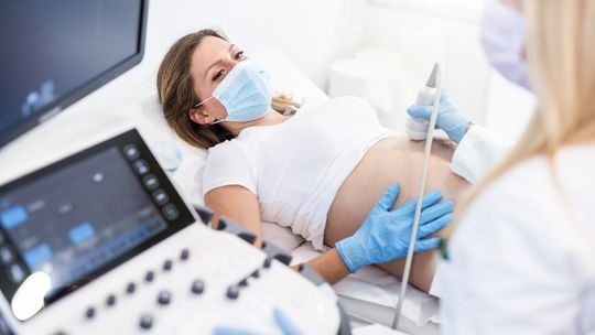Przerywają ciążę głównie z jednego powodu. Aborcja w Polsce