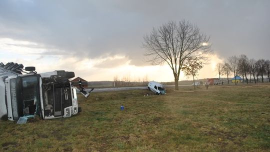 Przez 6 godzin droga między Tomaszowem a Opocznem była zablokowana