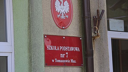 Przy Szkole Podstawowej nr 7 powstanie boisko wielofunkcyjne i bieżnia