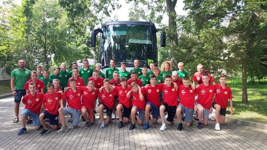 PRZYGOTOWANIA LECHII TOMASZÓW  (ROCZNIKI 2005 I 2006) DO SEZONU! 