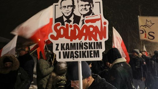 Przytuły Stare: protest przed więzieniem w obronie Macieja Wąsika