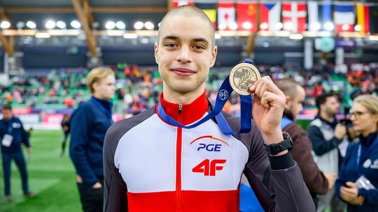 PŚ w łyżwiarstwie szybkim - rekord Polski Semirunnija na 10 000 m
