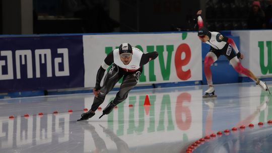 PŚ w łyżwiarstwie szybkim - Żurek szósty, Bosiek siódma, Stolz z rekordem toru na 1000 m