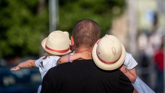 Psycholog: dobra relacja z ojcem to fundament na całe życie