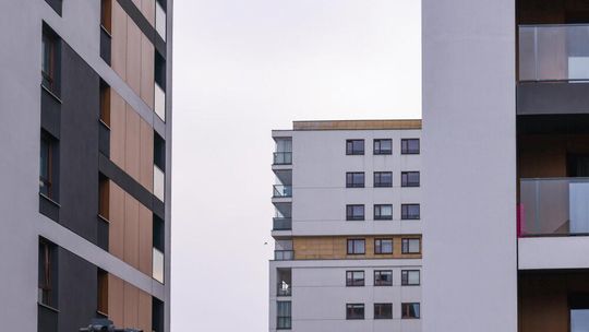 Raport: duża podaż mieszkań stwarza warunki do negocjacji cen