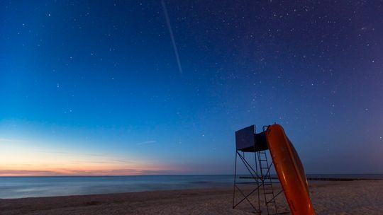 Raport: naturalne nocne niebo nad Polską już nie występuje