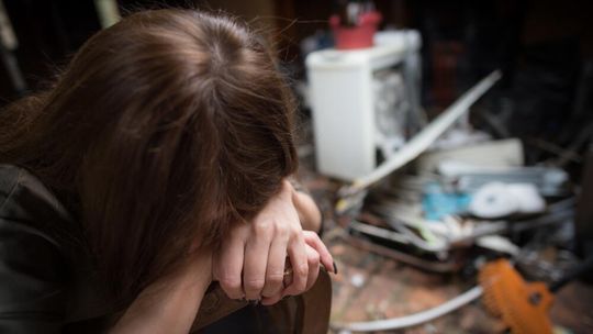 Raport: przemoc domowa jest kosztowna, także dla państwa