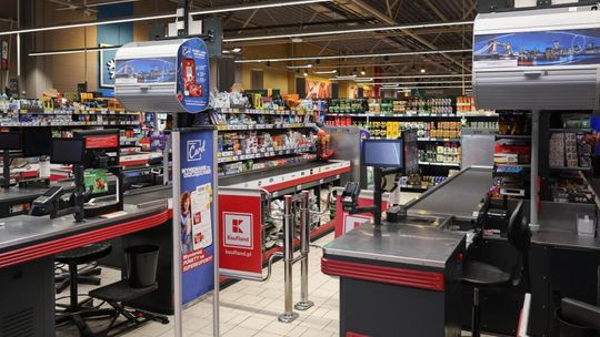 Raport: w maju najbardziej zdrożały owoce - o 13,2 proc. rok do roku