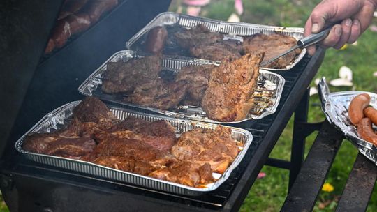 Raport: w tym roku, po raz pierwszy od trzech lat, mniej osób wykazało zainteresowanie grillowaniem