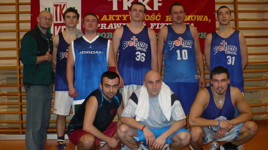 Rekreacja z TKKF i OSiR XII