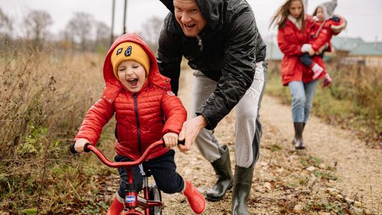 Rowerki Dziecięce: Jak Wybrać Idealny Model dla Swojego Malucha
