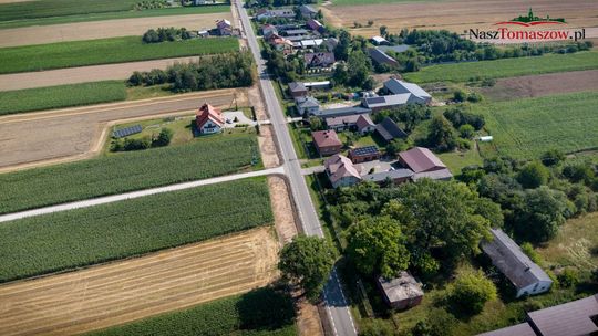 Rozbudowa drogi wojewódzkiej nr 716 nabiera tempa. Inwestycja dla powiatu tomaszowskiego