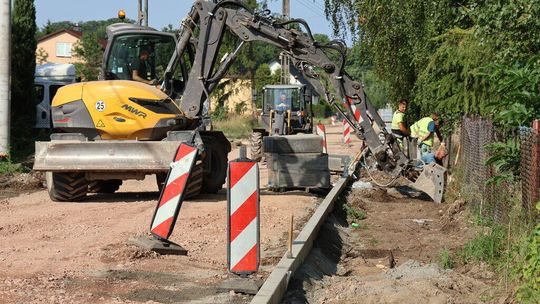 Rozbudowa ul. Łąkowej w Opocznie wchodzi w kolejny etap